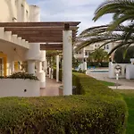 Bay 4* Luz