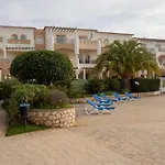 Отель Bay 4*