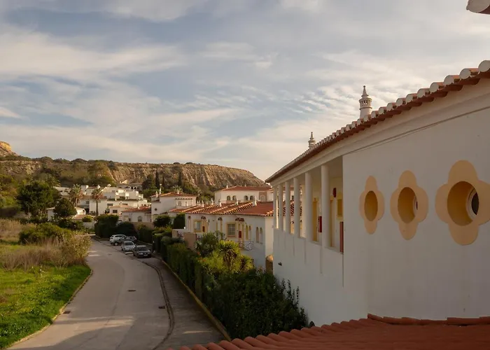 卢斯湾酒店 酒店 4*