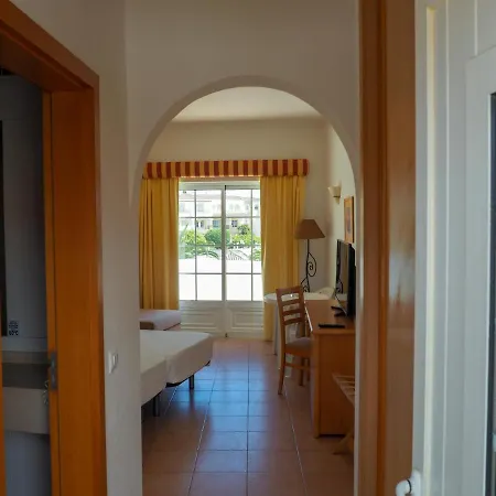 Bay Hotel