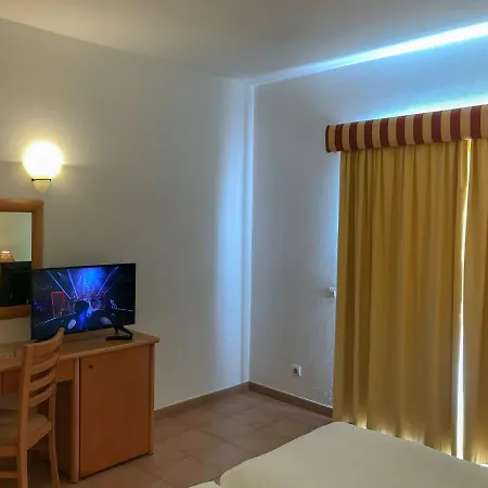 Bay Hotel